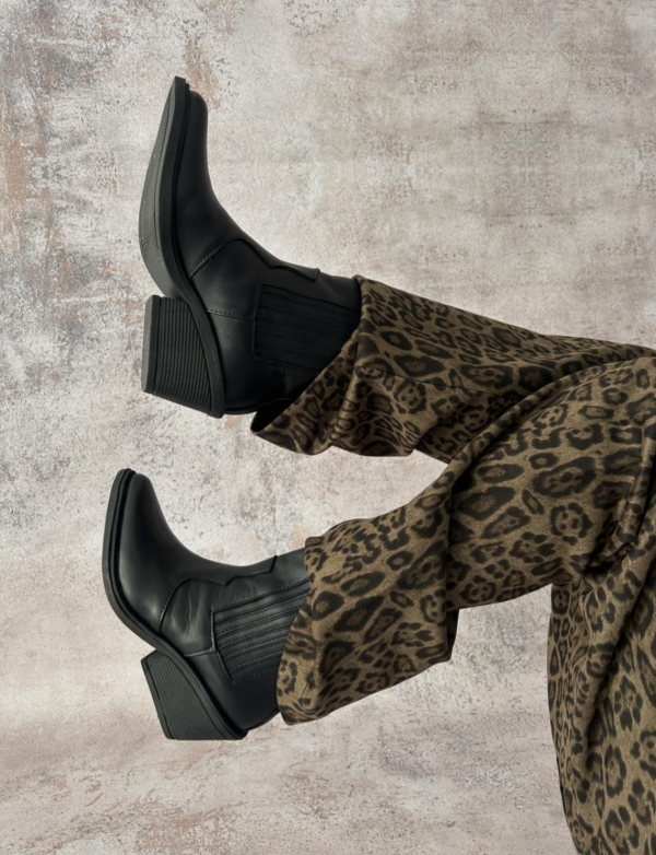 Producto - VICTORIA Negro