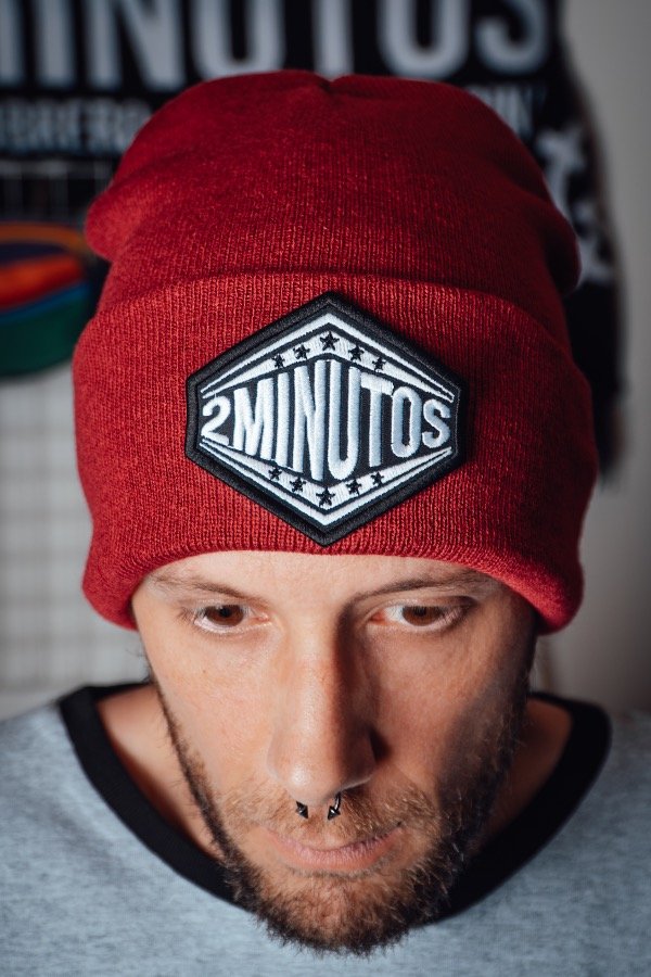 Producto - Gorro de Lana Bordo 2 Minutos Ring