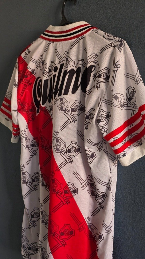 Producto - CAMISETA RETRO RIVER PLATE TITULAR 1996 - 5
