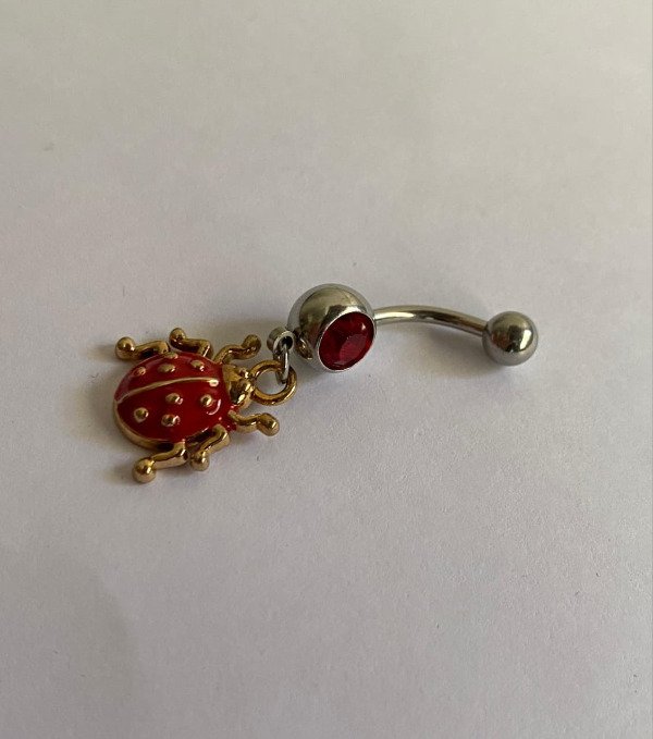 Producto - Navel colgante mariquita