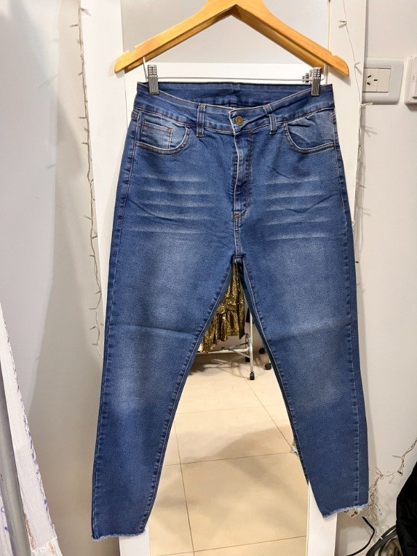 Producto - Jean de Verano Celeste Elastizado Chupin 42 al 54  Transf 59.000 y Envio Gratis