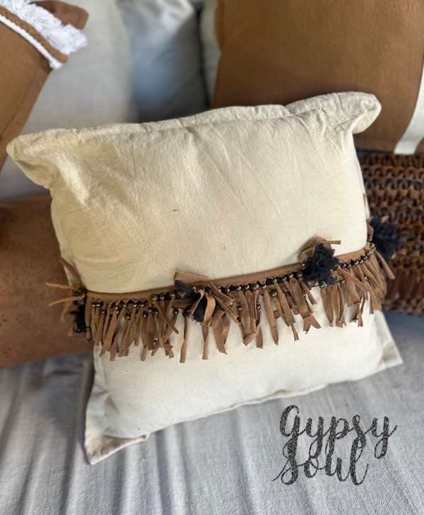 Producto - Almohadón tusor crudo