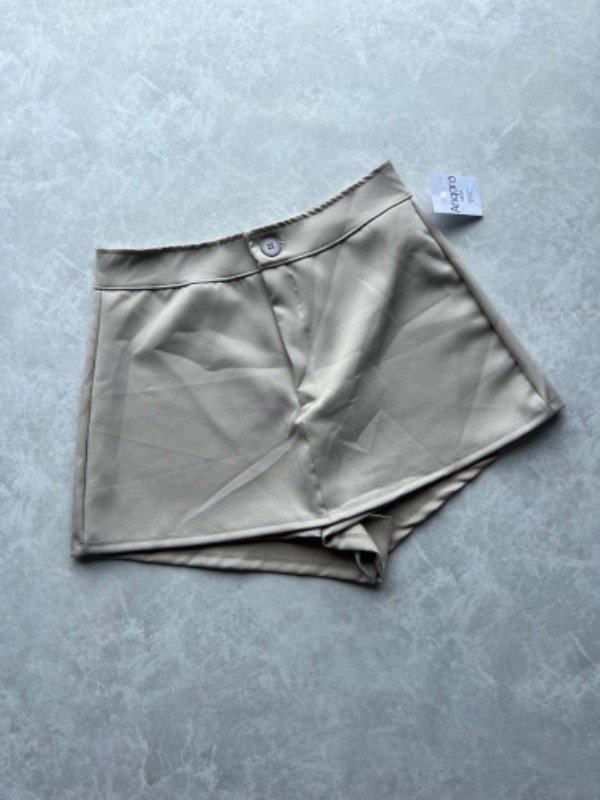 Producto - Short pollera sastrero