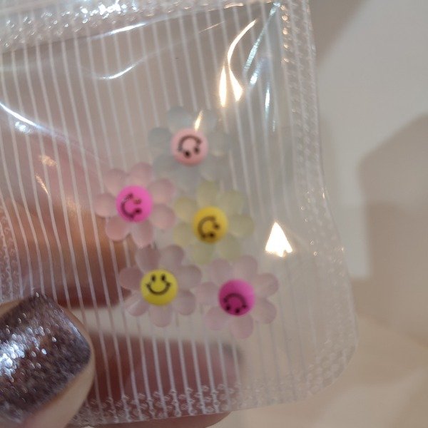 Producto - Flores con carita en sobrecito - 1