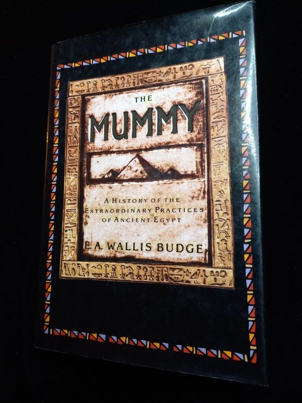 Producto - The Mummy: a history of the extraordinary practices - E. A. Wallis Budge - 1