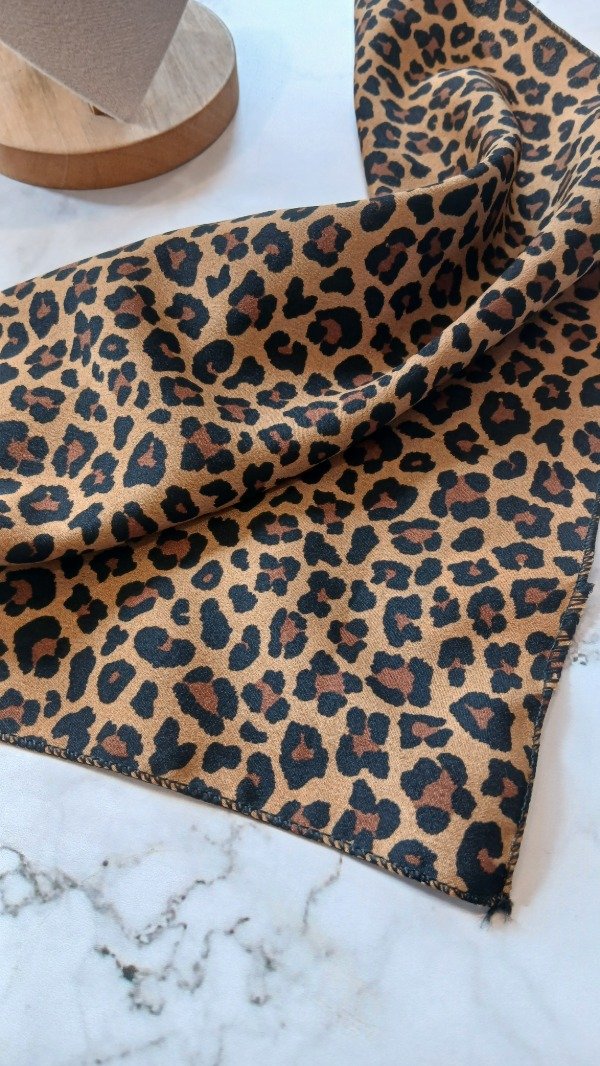Producto - Pañuelo print clásico - 1