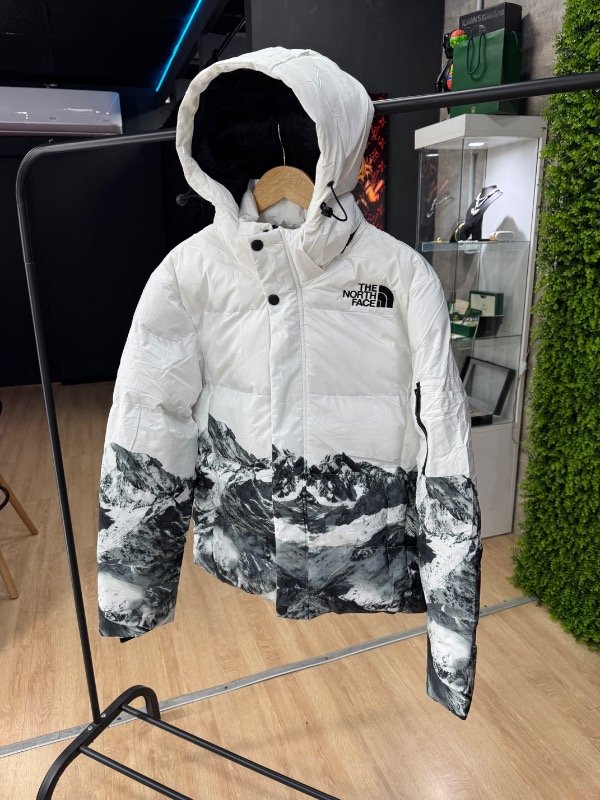 Producto - CAMPERA TNF WHITE