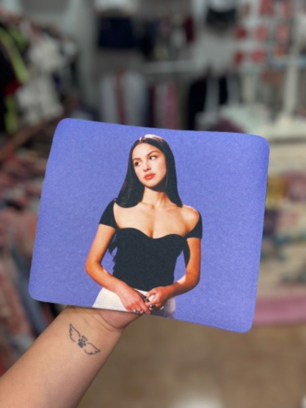 Producto - Mouse Pad Olivia Rodrigo NEW