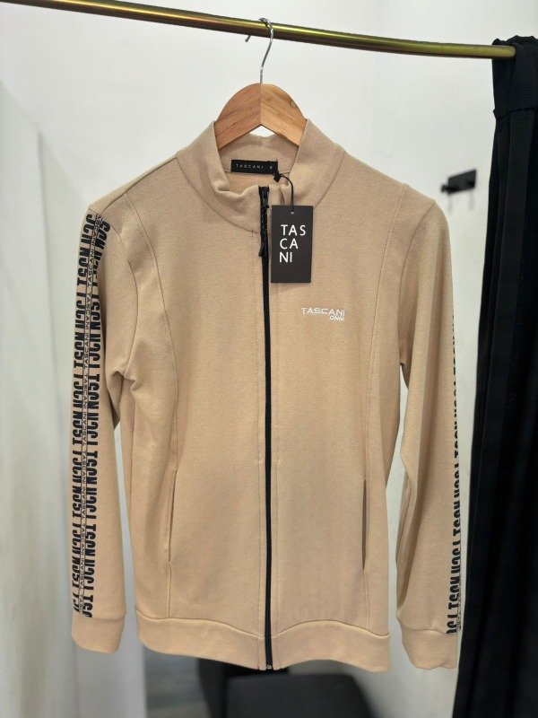 Producto - Campera tscn