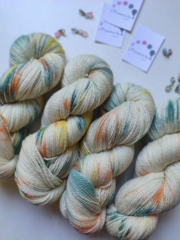 Producto - Sol de otoño- Lana criolla, Sport.