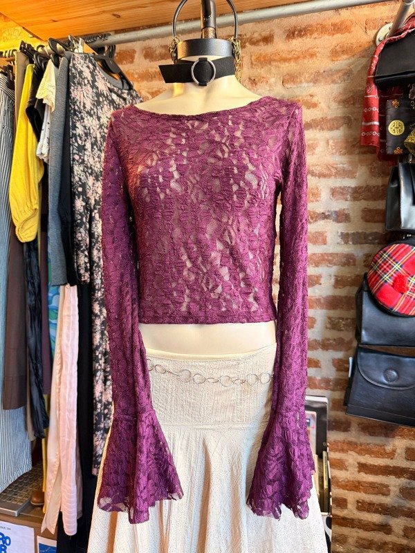 Producto - TOP DE ENCAJE  BORRAVINO