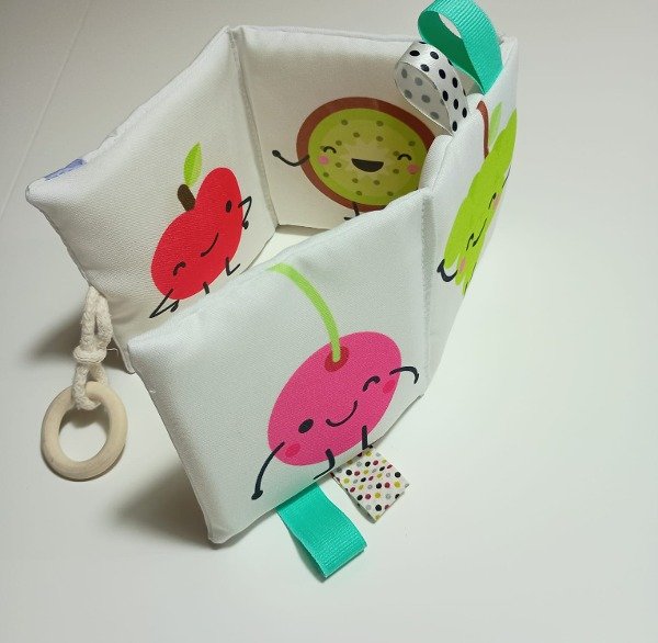 Producto - Libro de tela - Frutas divertidas