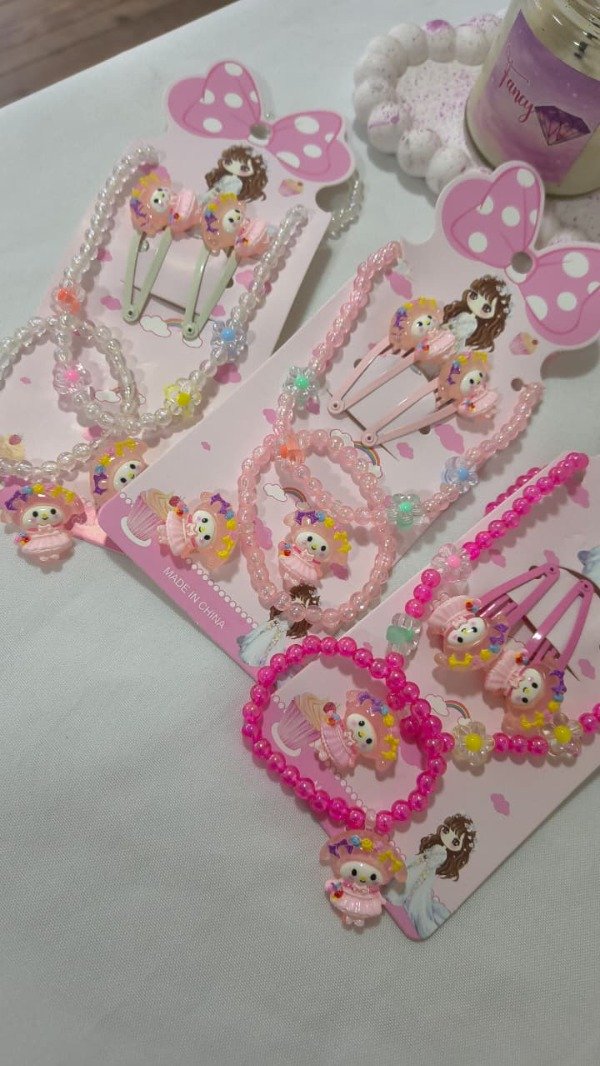 Producto - Conjunto collar pulsera y hebillas my melody