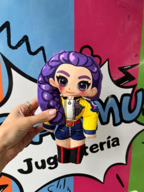 Producto - Peluches Guerreras Kpop Small