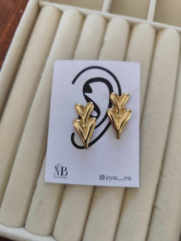 Producto - Aros doble corazón chapon. Acero dorado.