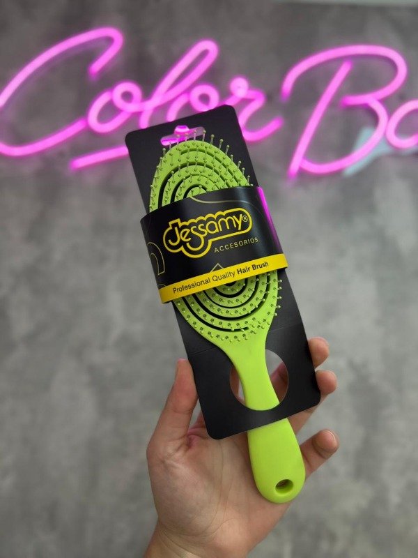 Producto - Cepillo ultraliviano ovalado - Jessamy