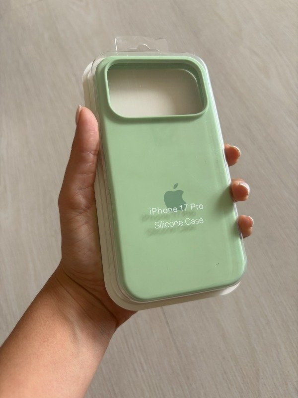 Producto - Silicone Case Pistacho Iphone 17 Pro