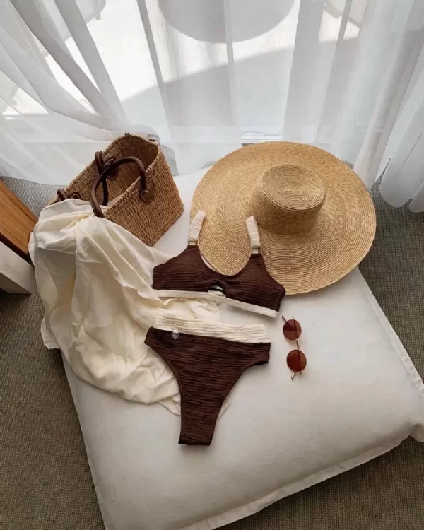 Producto - Bikini con top y colaless tiro alto texturada chocolate - Art Cala - 0