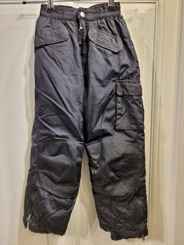 Producto - Pantalón de ski IXTREME OUTFITTERS c/trampa nieve Talle 5/6 años - PRECIO: 72X