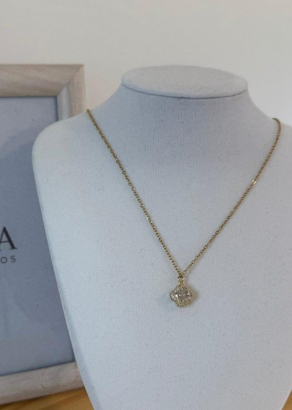 Producto - COLLAR TREBOL STRASS