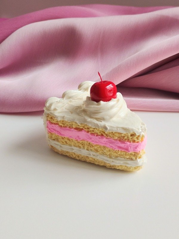 Producto - Iman Porcion Torta Vainilla