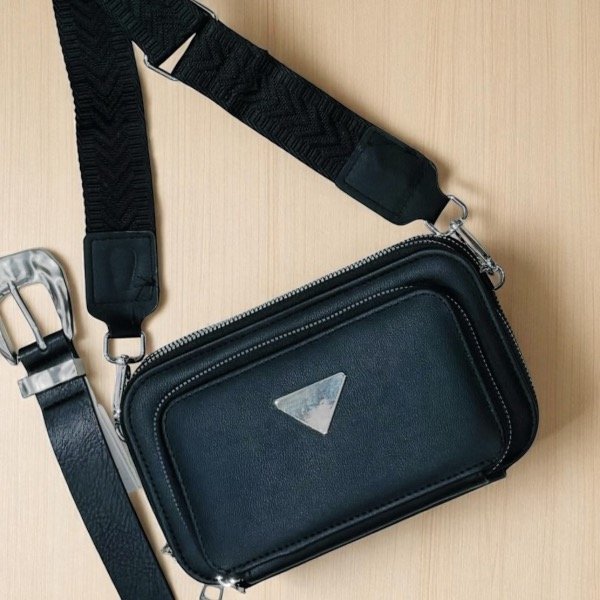 Producto - Billetera bandolera negra