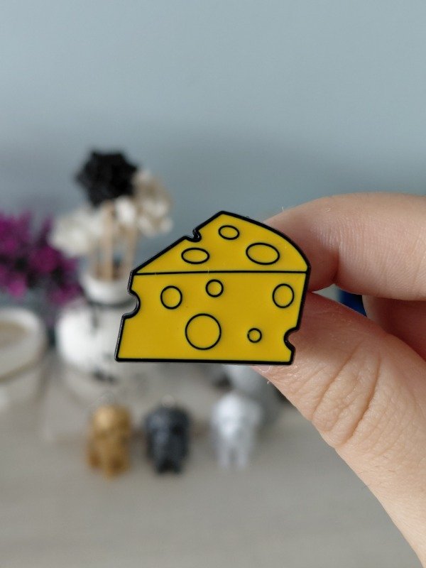 Producto - Pin metalizado - Queso #2961