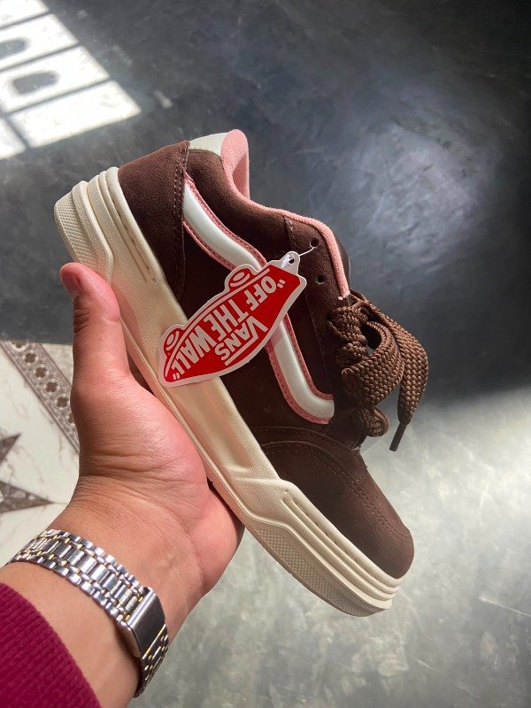 Producto - Vans Hylane "Cafe rosa"
