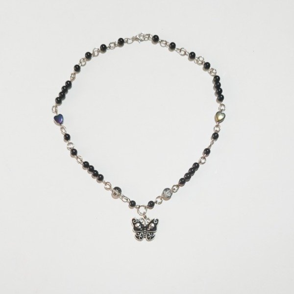Producto - Collar de perlas mariposa calavera