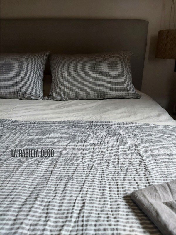 Producto - Set fundas 40x60 y pie de cama acolchado a rayas/gris reversible o bicolor