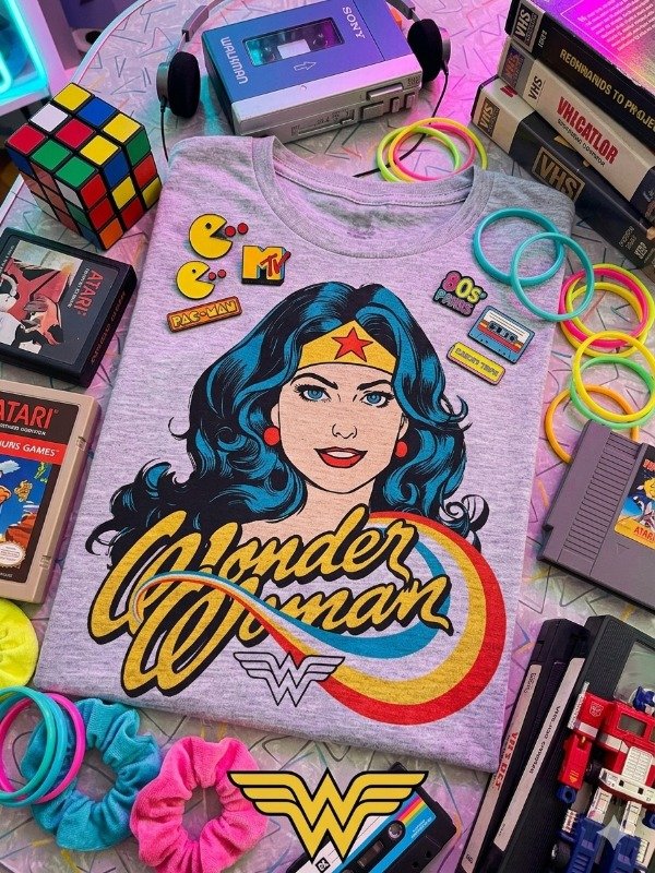 Producto - Remera Unisex Wonder Woman Gris