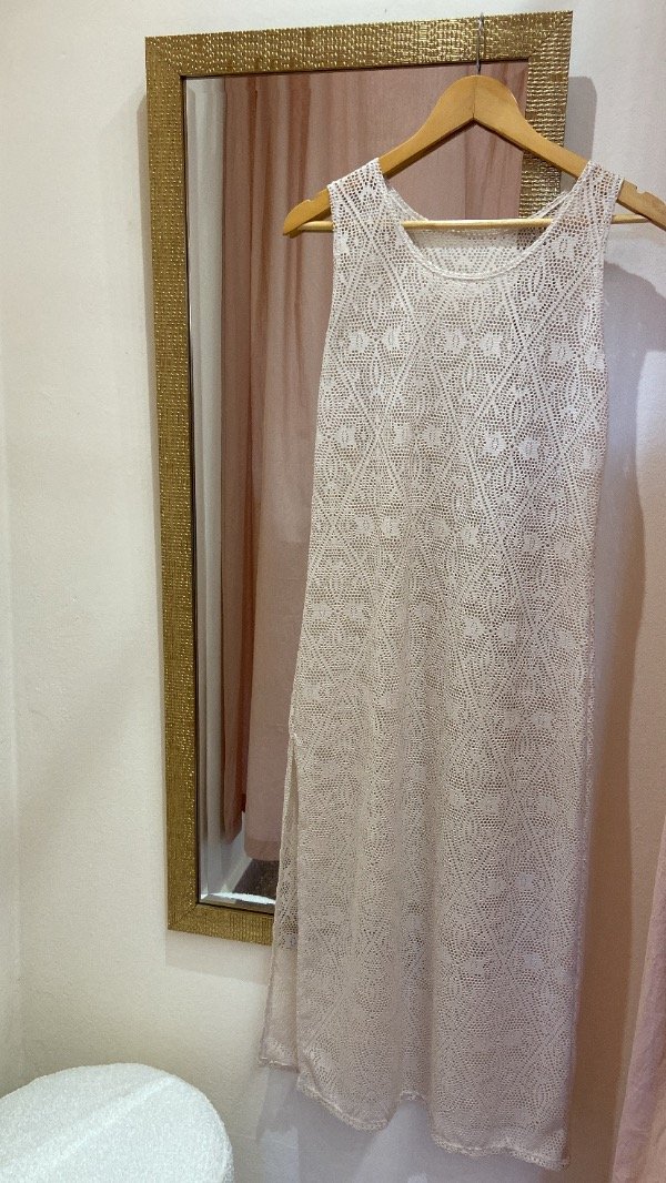 Producto - Vestido con un solo tajo
