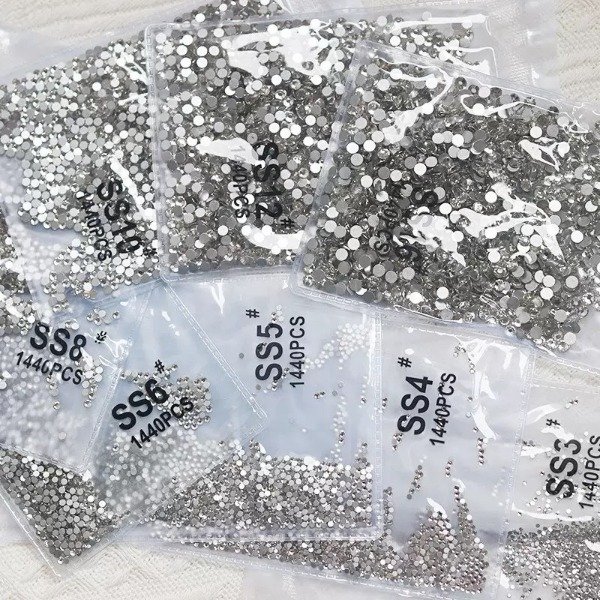 Producto - Deco uñas Strass medidas surtidas Plateadas SS3/4/5/6 Eloise #SP0387-B
