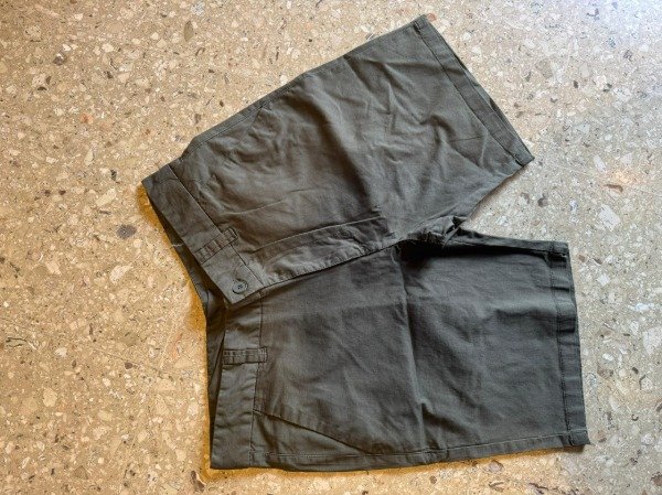 Producto - Bermuda serodino vestir verde