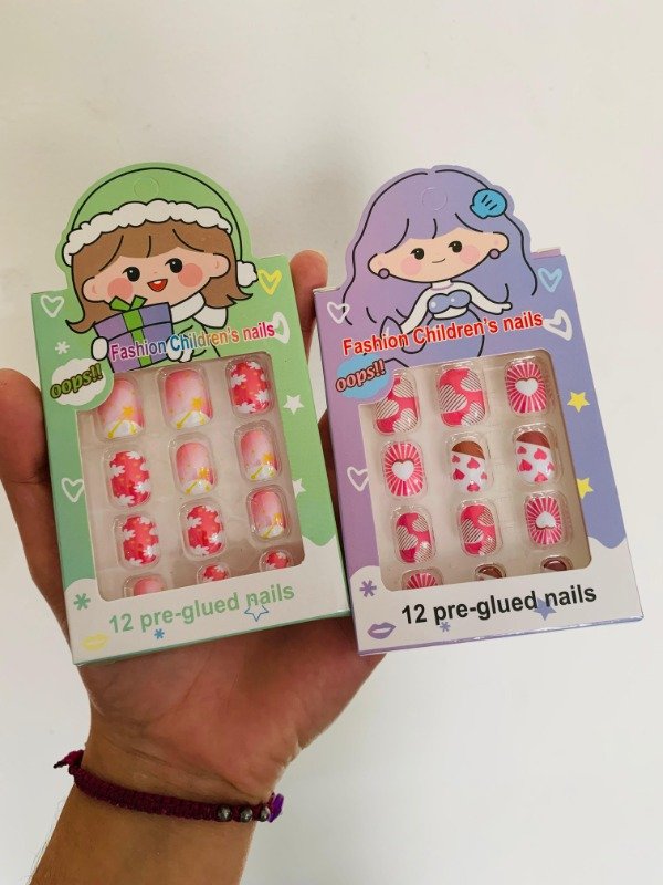 Producto - Uñas postizas ooos