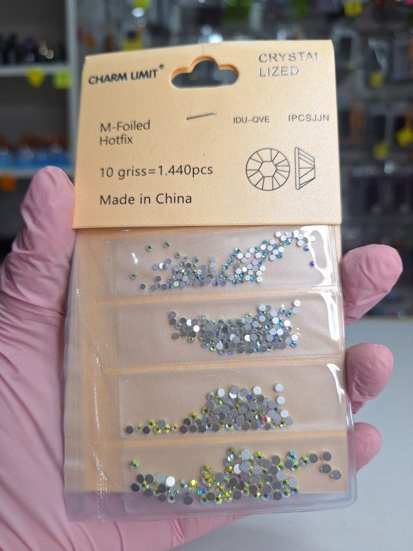 Producto - Strass charm limit