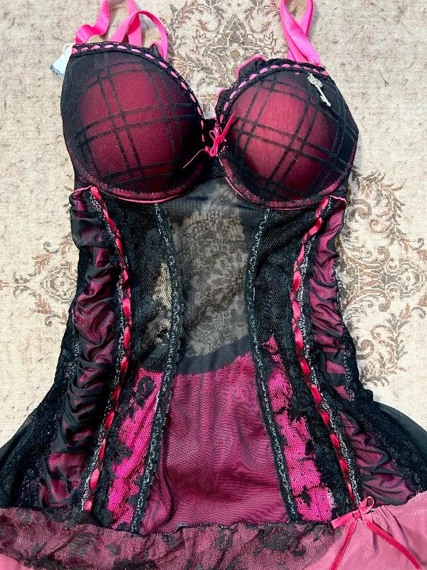 Producto - Fucsia n Black Baby doll - 1