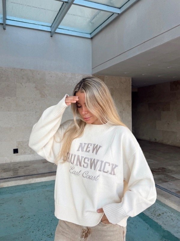 Producto - Sweater East coast // crema
