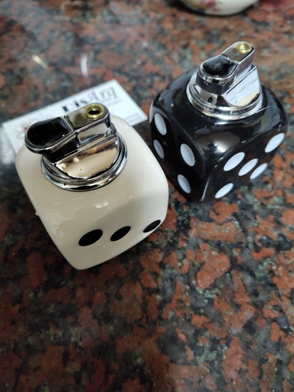 Producto - ENCENDEDORES DADOS X 2
