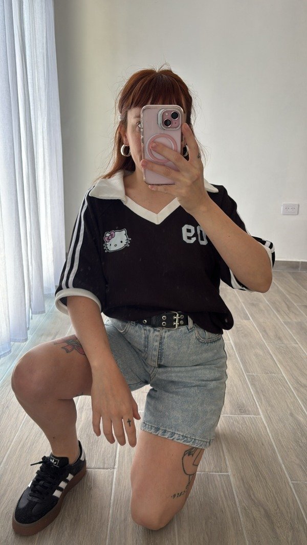 Producto - Remera hello kitty negro