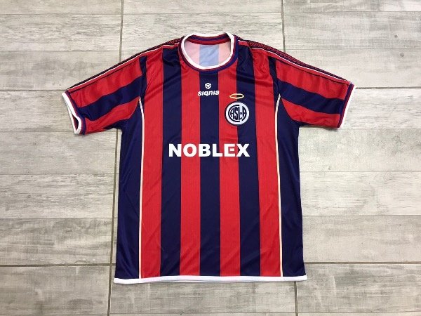 Producto - Camiseta retro de San Lorenzo Signia 2001 titular - 0