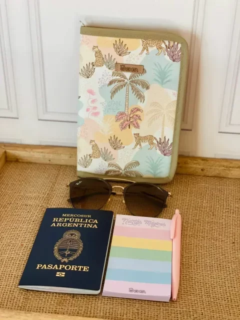 Producto - Portapasaporte palmera!