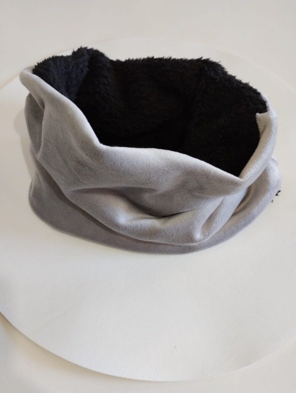 Producto - Gris Plush con Corderito Negro ADULTO