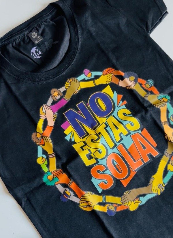 Producto - Remera NO ESTAS SOLA mujer. - 1