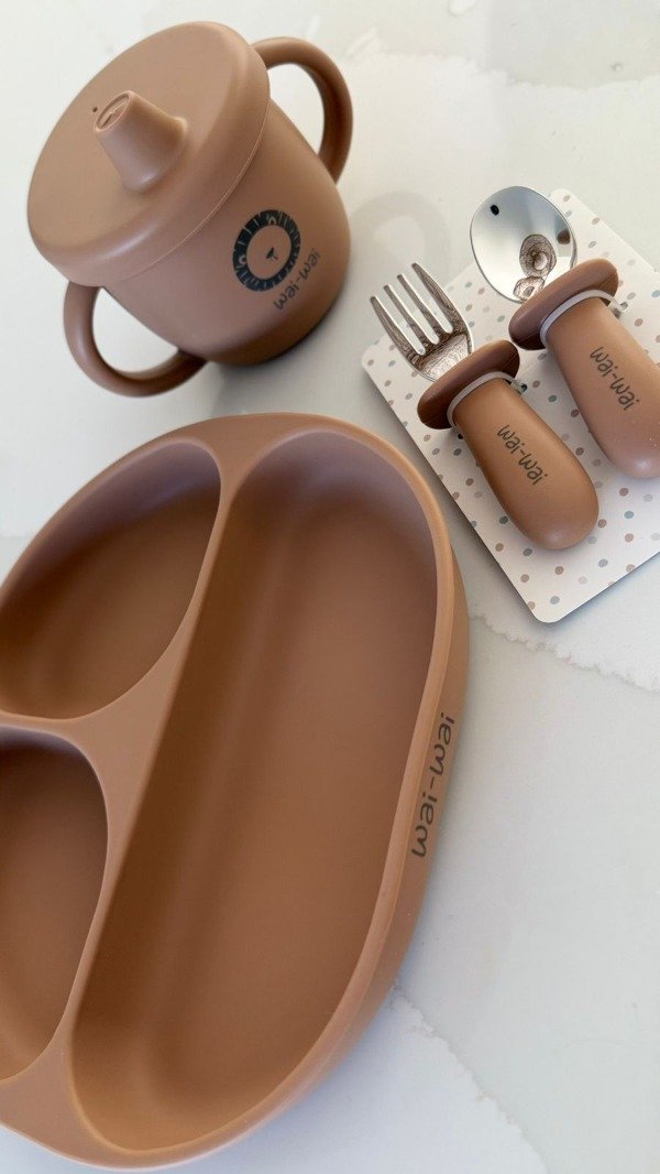 Producto - Set cubiertos de acero y silicona Wai-Wai