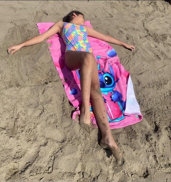 Producto - TOALLA STICH PLAYERA