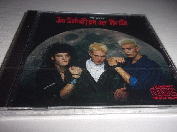 Producto - CD DIE ARZTE IM SCHATTEN DER ARZTE NUEVO EUROPA 37B
