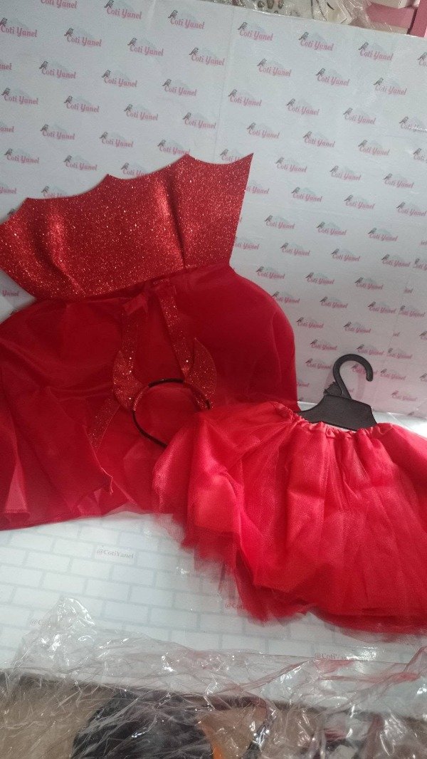 Producto - Set Diablita OFERTA ( capa + vincha + pollera)