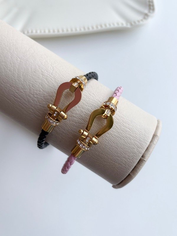 Producto - Pulsera Vogue dorado