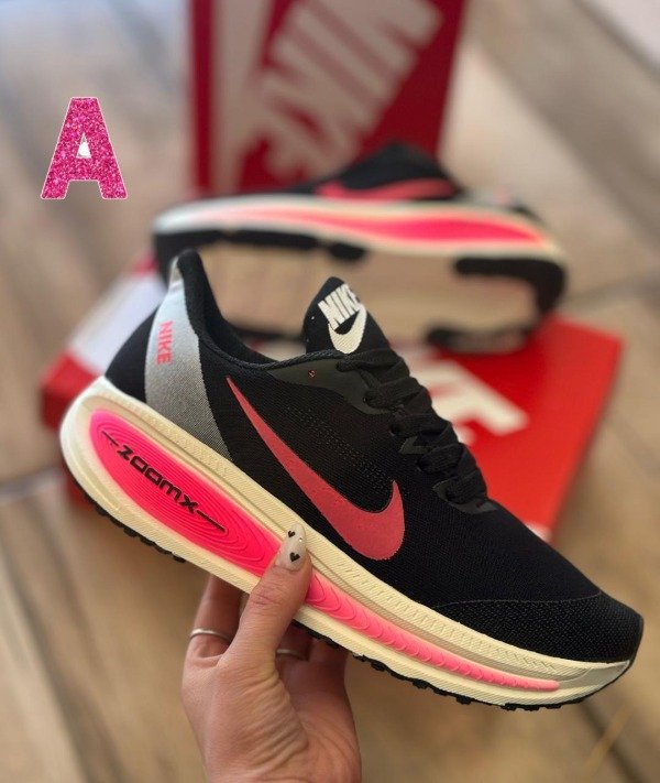 Producto - NIKE ZOOM X